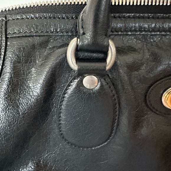 Gucci Morpheus Black "Fluffy" Cracked Calf
Leather Large Tote 575820 - Picture 9 of 17